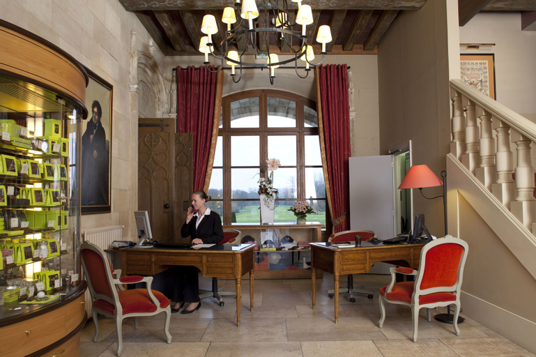 Public Area 5, Château d'Augerville Golf & Spa Resort 5*, Loiret