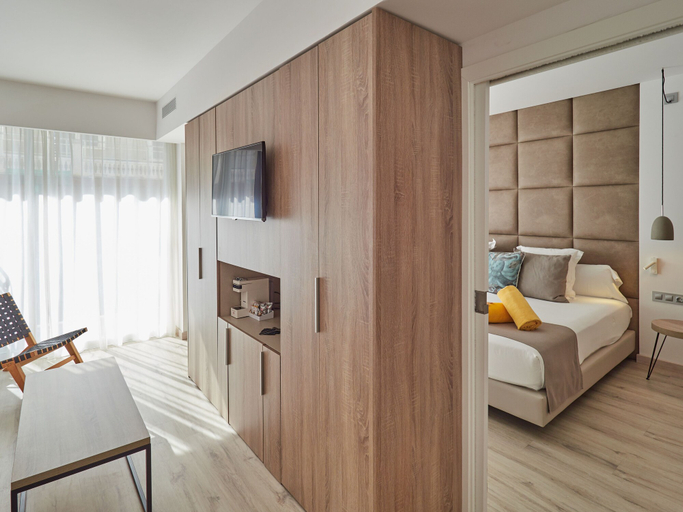 Bedroom 3, BQ Aguamarina Boutique Hotel, Baleares