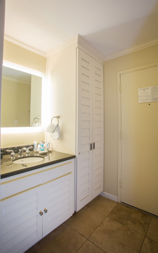 Bathroom 5, The Dana on Mission Bay, San Diego