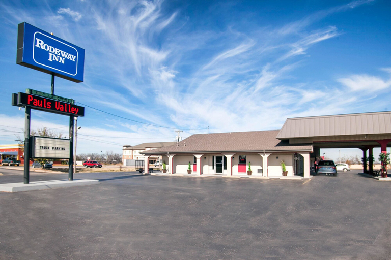 Exterior & Views 2, Rodeway Inn Pauls Valley, Garvin