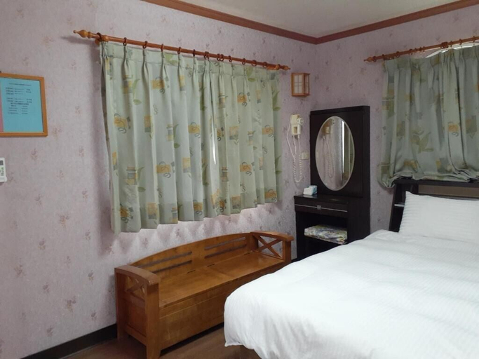 Bedroom 3, Xiangcun Homestay, Yulin