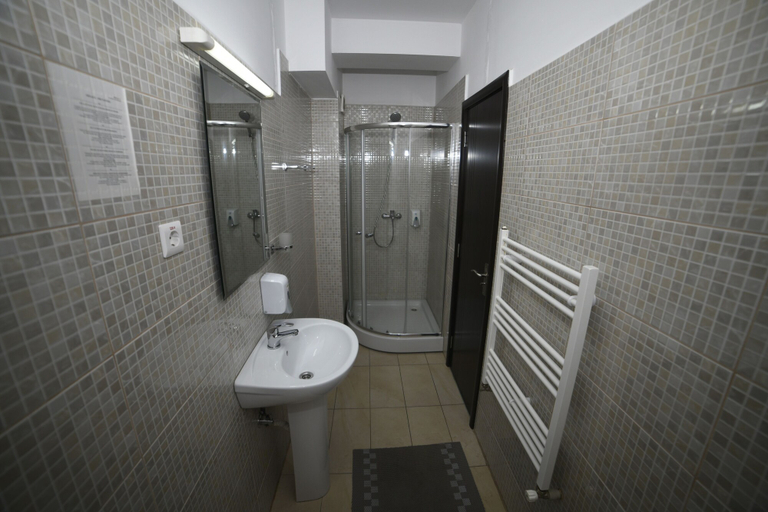 Bathroom 4, Pensiunea ZBOR, Cluj-napoca