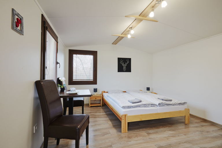 Bedroom 2, Hotel & Restaurant Resort Barca - Campsite, Košice IV
