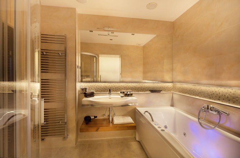 Bathroom 5, City Residence Apartment Hotel, Košice I