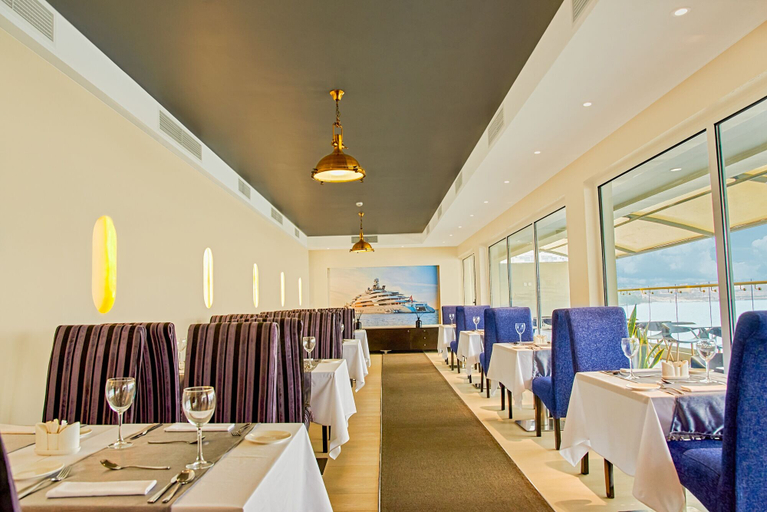 Food & Drinks 4, The Yacht Hotel, Eti-Osa