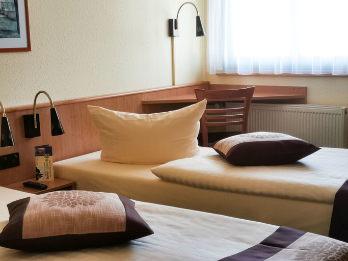 Bedroom 3, ACRON Hotel Quedlinburg, Harz