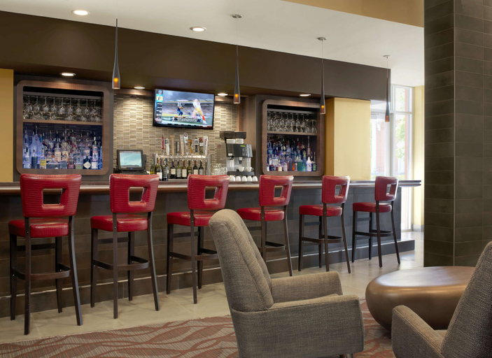 Food & Drinks 5, The Broadway Columbia - a DoubleTree by Hilton, Boone