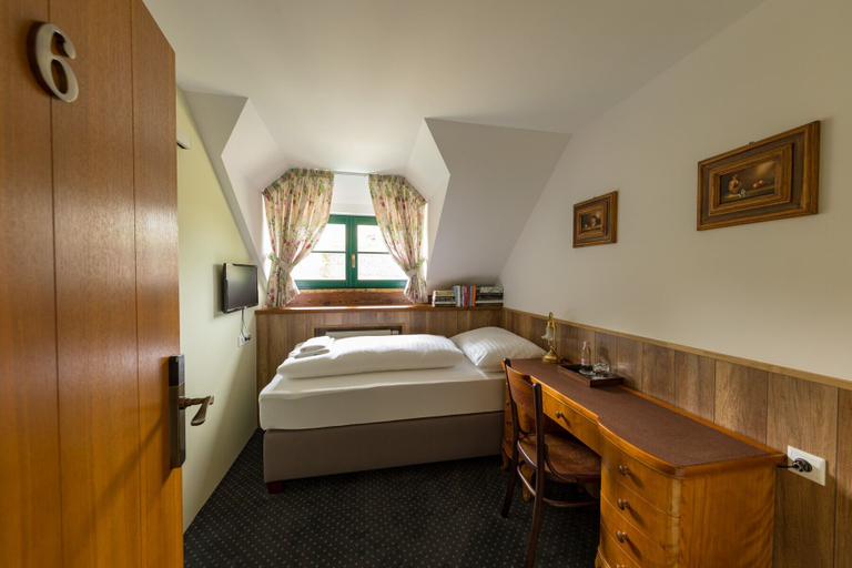 Bedroom 2, Boutique Hotel Pri Mlyne, Malacky
