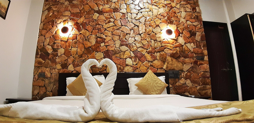 Gir Lions Paw Resort With Swimming Pool, Junagadh