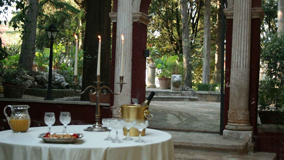 Food & Drinks 3, Villa Meo Evoli, Bari