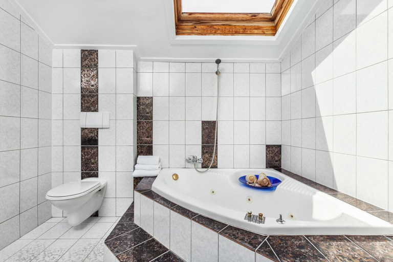 Bathroom 5, Amfion Hotel, Central Macedonia