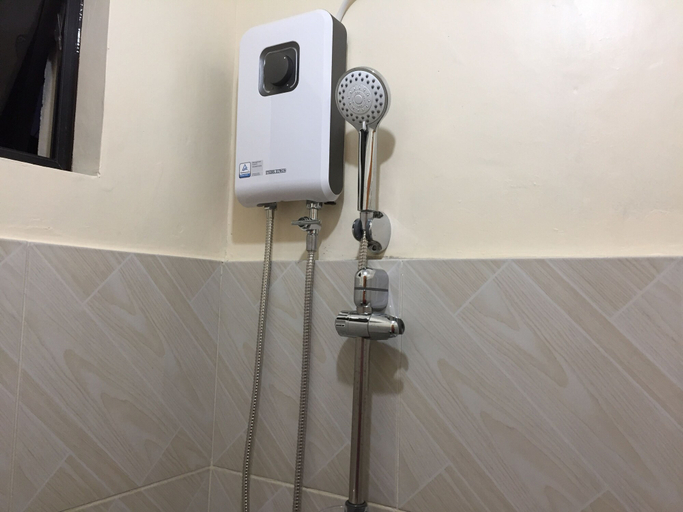 Bathroom 3, La Gracia Apartelle Tagaytay, Tagaytay City