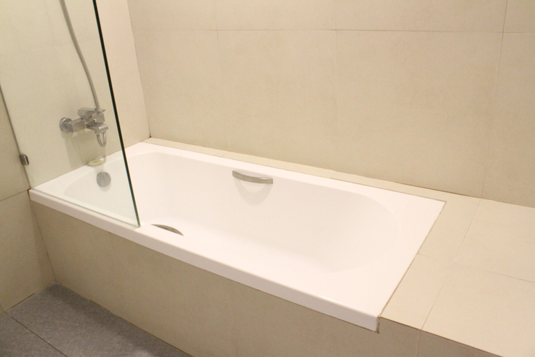 Bathroom 4, Ocean Suites Boutique Hotel, Tagbilaran City