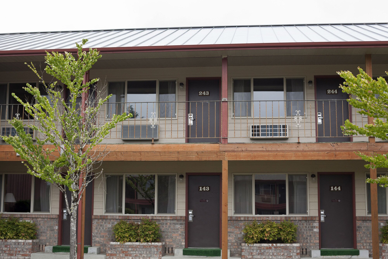 Exterior & Views 2, The Forks Motel, Clallam