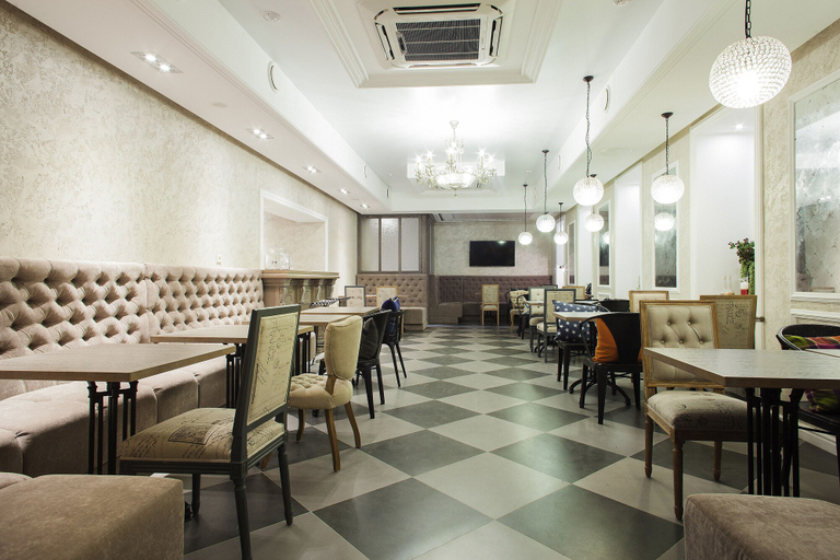 Food & Drinks 4, Mikhail Strogov Hotel, Irkutskiy rayon