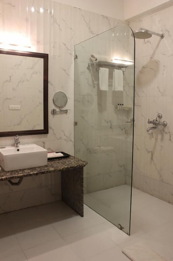 Bathroom 5, Regenta Central Mewargarh Udaipur, Udaipur