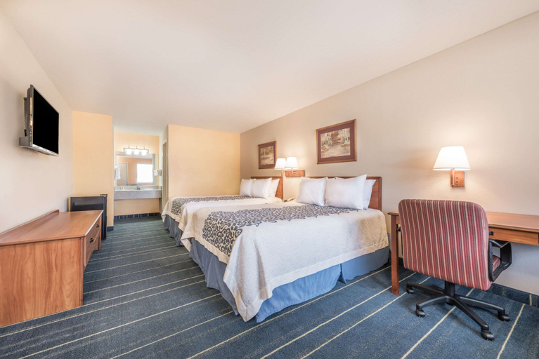 Bedroom 3, Days Inn by Wyndham Bryan College Station, Brazos