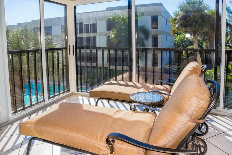 Others 4, Kings Crown 211 3 Bedroom Condo, Lee