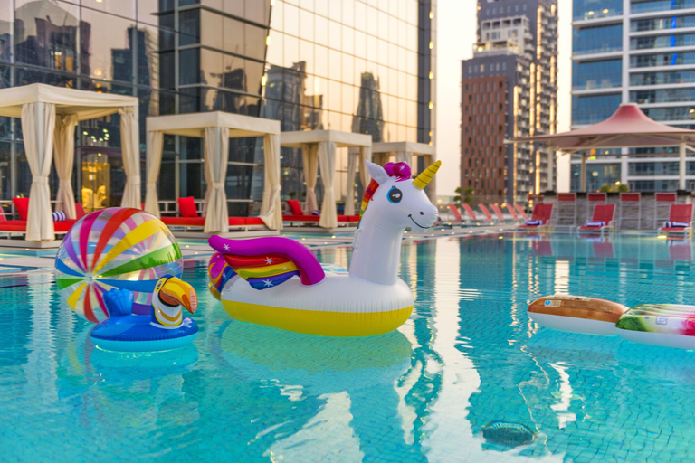 Sport & Beauty 3, Canal Central Hotel, Dubai
