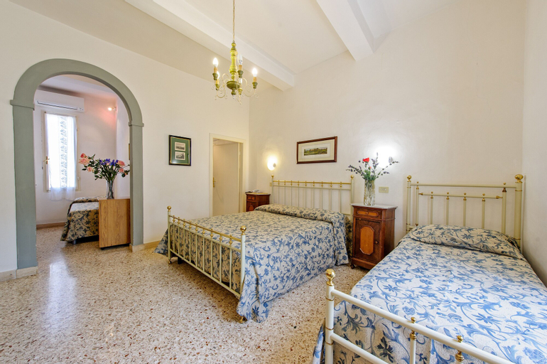 Bedroom 3, Albergo Il Marzocco, Siena