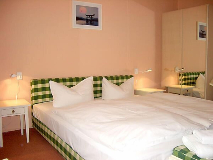 Bedroom 2, Hotel Neustadt, Osnabrück