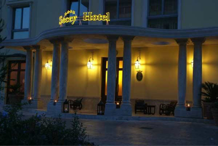 Exterior & Views 2, Hotel Seccy Boutique Art & Museum, Rome