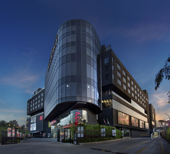 Exterior & Views 2, The Waverly Hotel & Residences, Bangalore
