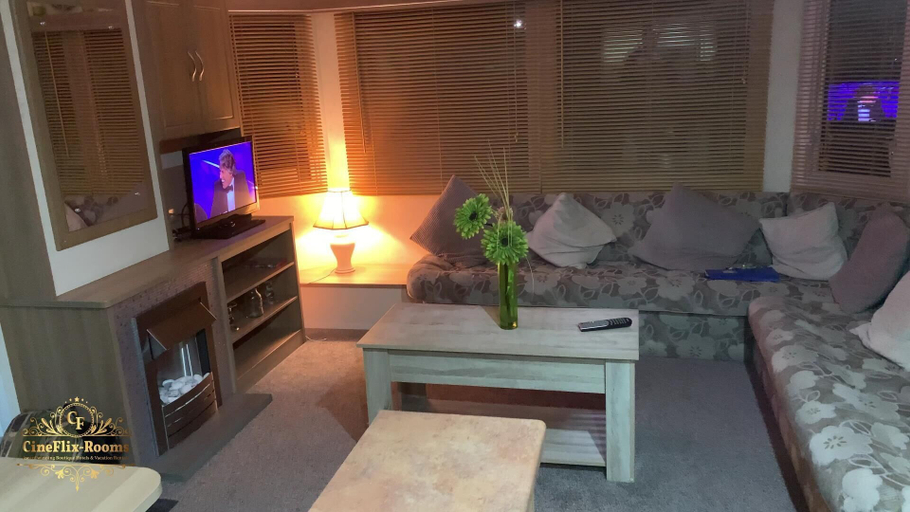 Others 5, Captivating Three Bedroom Caravan tv in Each Room, Lincolnshire