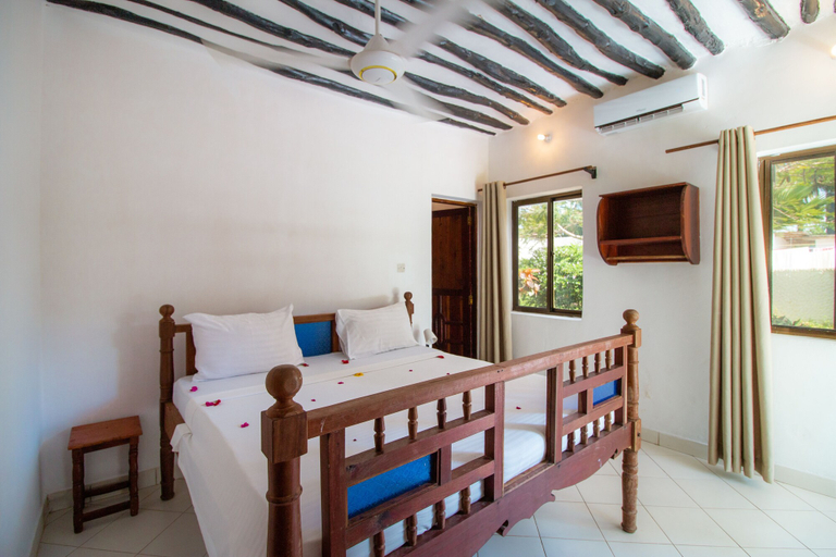 Bedroom 4, Tanzanite Beach Resort, Kaskazini 'A'
