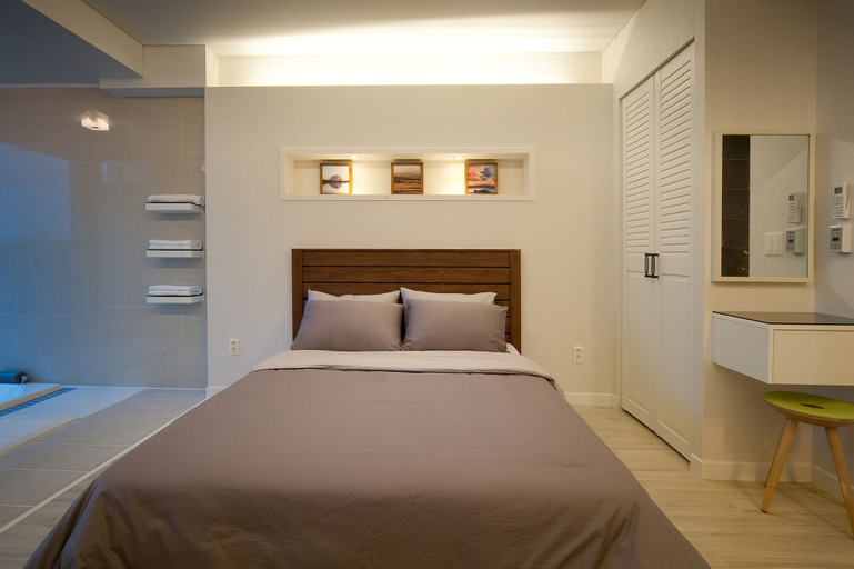 Bedroom 4, Comma & Resort, Seogwipo