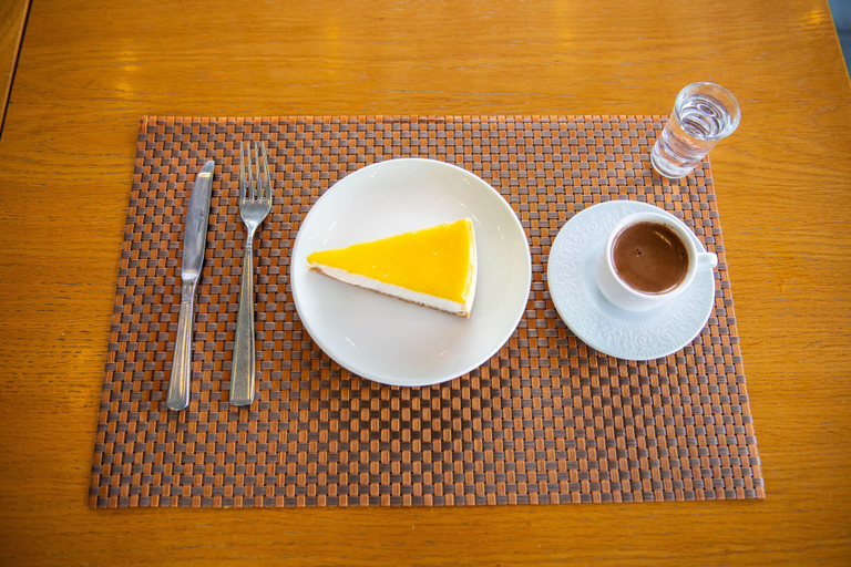 Food & Drinks 5, Hotel Simsek, Merkez