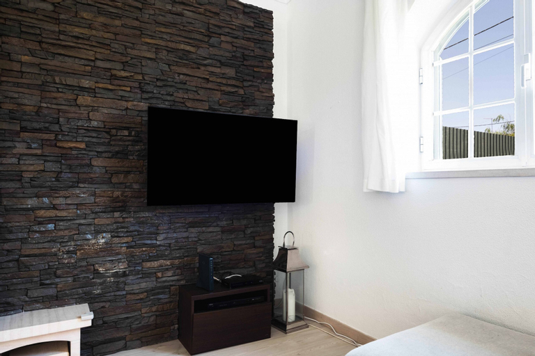 Bedroom 3, Sesimbra Stylish Villa by Homing, Sesimbra