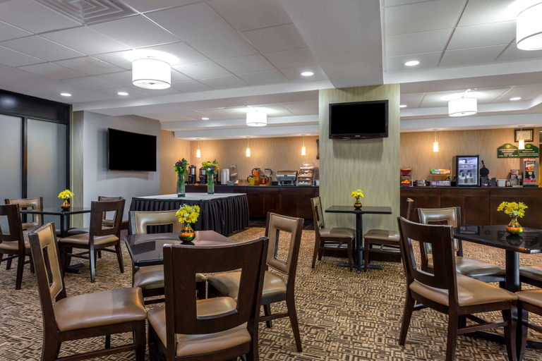 Food & Drinks 5, Wingate by Wyndham Macon I-75, Bibb