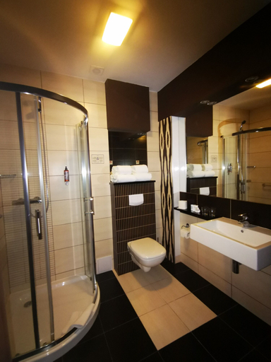 Bathroom 5, Hotel Mistral Sport, Wejherowo