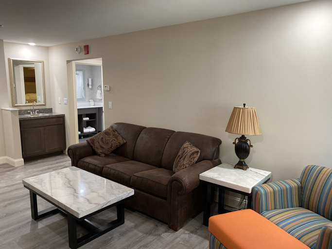 Bedroom 4, Clayton Plaza Hotel & Extended Stay, Saint Louis