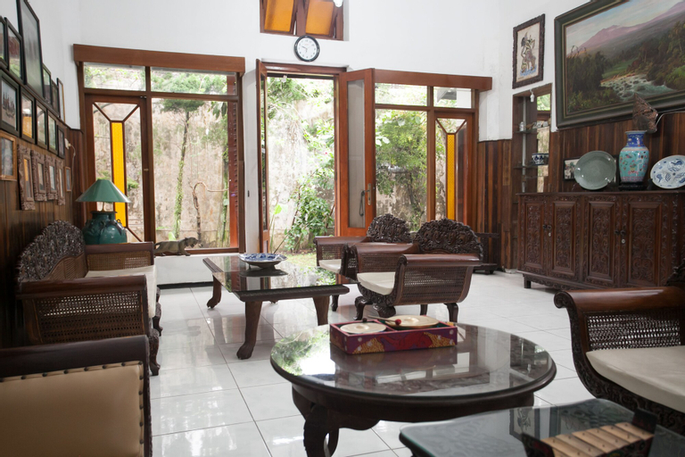 Others 5, RedDoorz near Brawijaya University, Malang