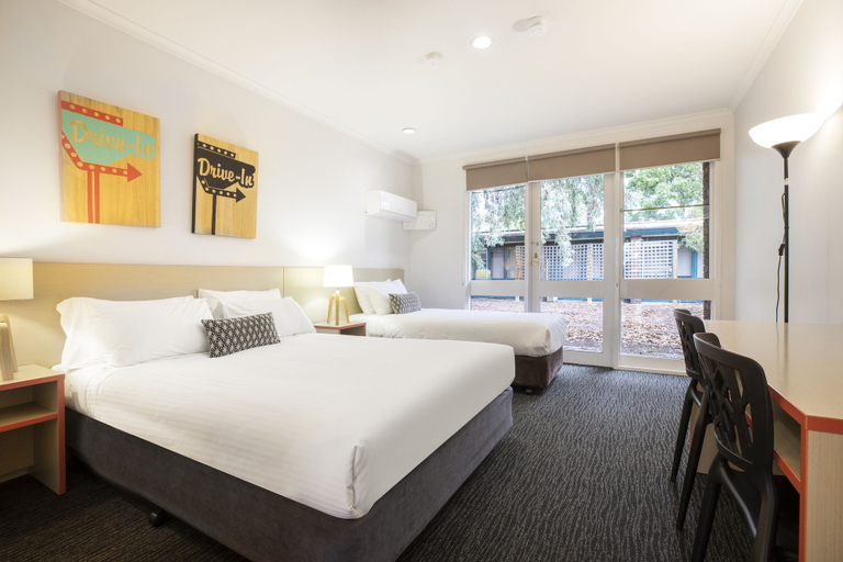 Bedroom 4, Burvale Hotel, Whitehorse - Nunawading E.
