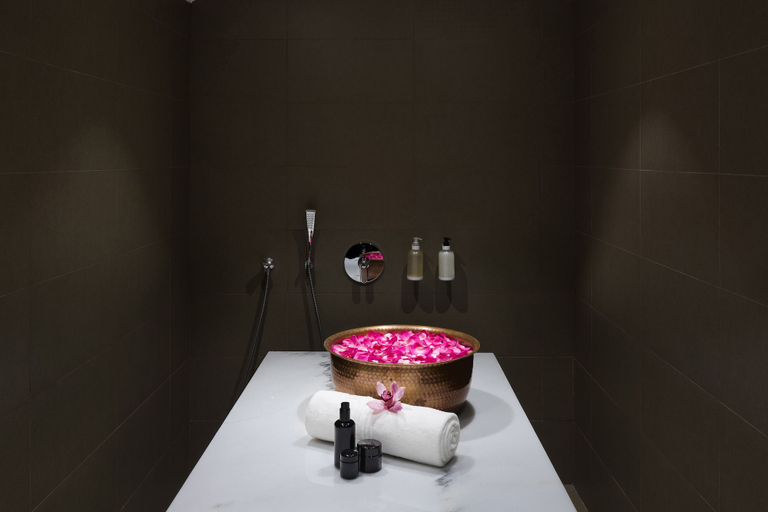 Bathroom 5, The Hotel Galleria Jeddah, Curio Collection by Hilton, Jeddah