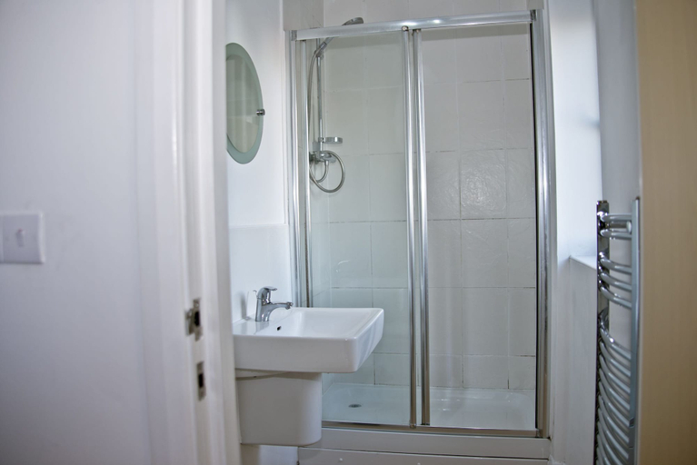 Bathroom 3, Manchester University, Manchester