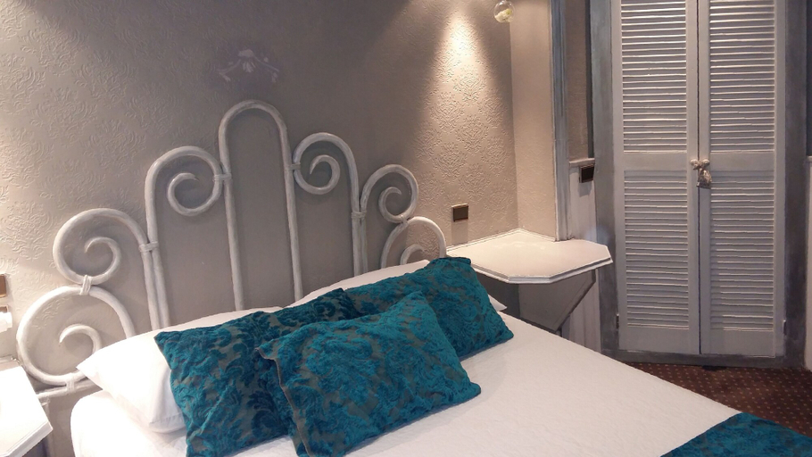 Bedroom 4, Hotel Mignon, Vaucluse