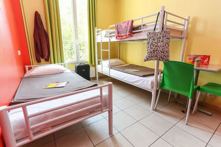 Bedroom 3, Le Montclair Montmartre by River - Hostel, Paris