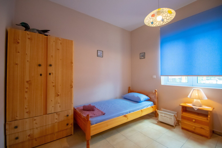Bedroom 2, Yiota Porto Kavo Apartment, Ionian Islands