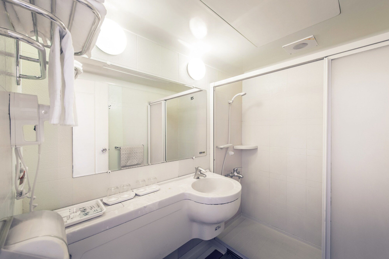 Bathroom 5, Da Shih Hotel, Hualien