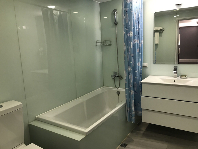 Bathroom 4, Golden Garden Hotel, Taipei City