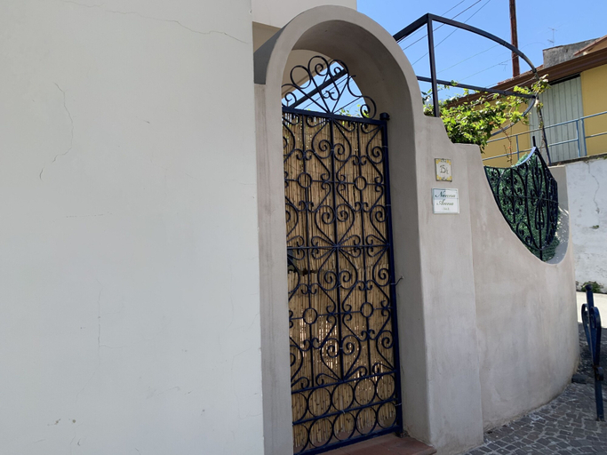 Exterior & Views 2, Maison Nonna Anna, Napoli