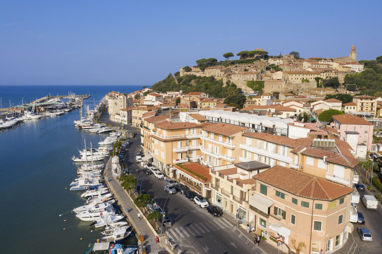 Exterior & Views 2, Cav Approdo, Grosseto