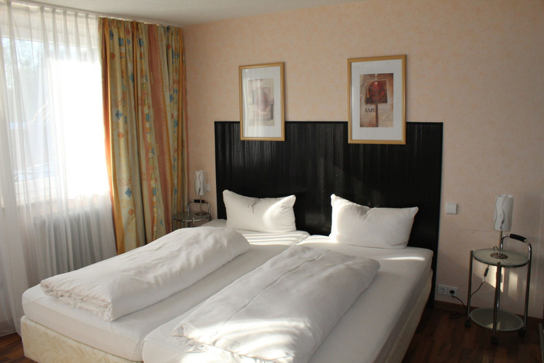 Bedroom 4, Hotel am Kurpark, Schwarzwald-Baar-Kreis