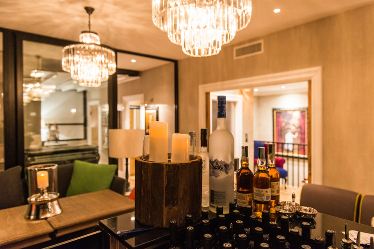 Food & Drinks 5, Vmaison Luxury Hotel, Messina