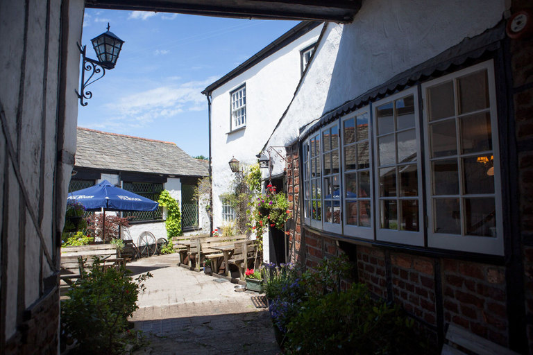 Exterior & Views 2, The Tree Inn, Cornwall