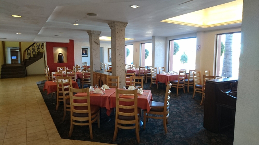 Food & Drinks 5, Comfort Inn Hermosillo Pitic, Hermosillo
